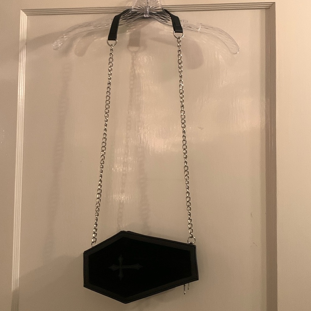 Coffin purse